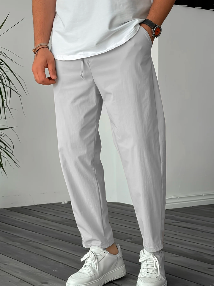Liam – Everyday Ease, Refined