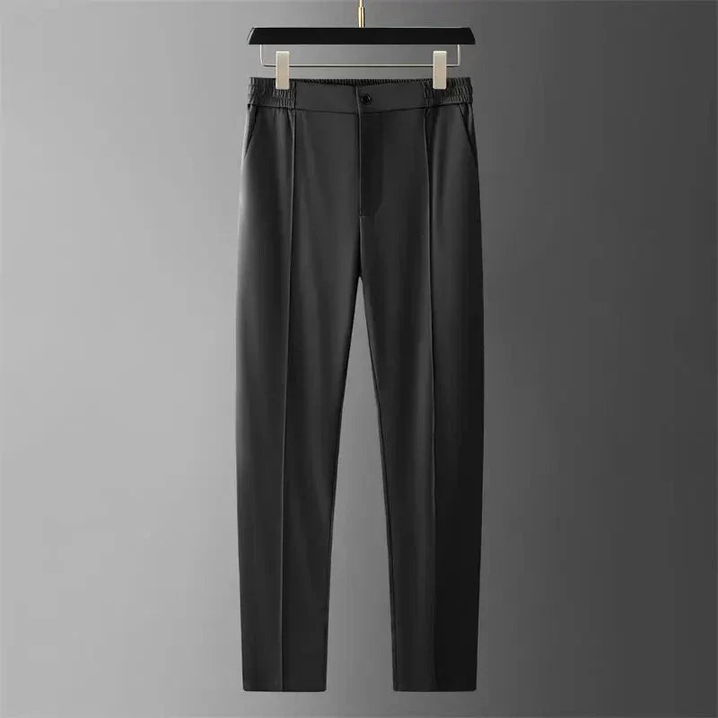 Logan – Luxe Layers, Effortless Ease