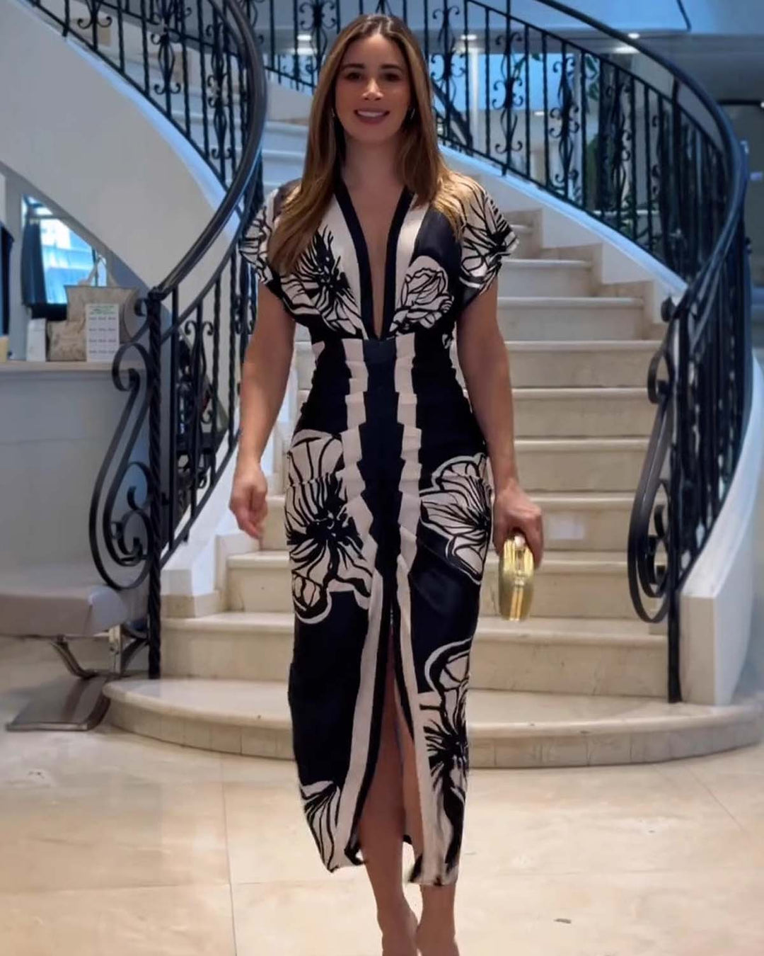Leah - Chic Pleated Dress