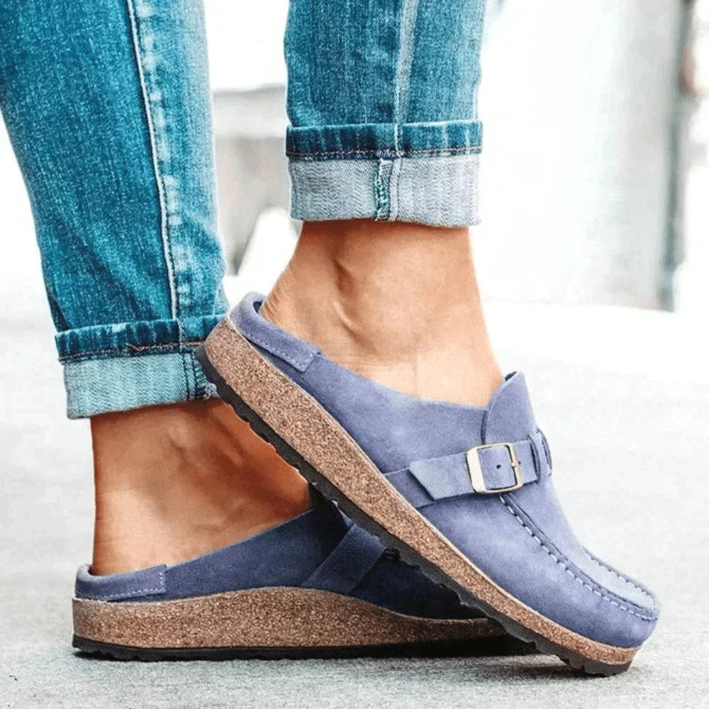 Ellie – Orthopedic Clogs That Actually Look Chic